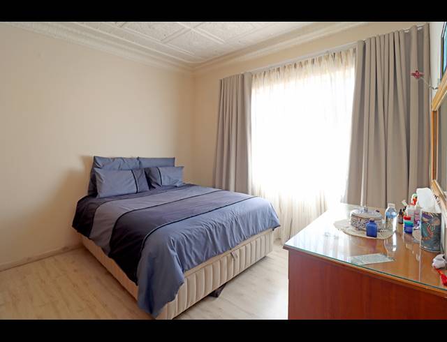 4 BEDROOM HOUSE FOR SALE IN CROSBY